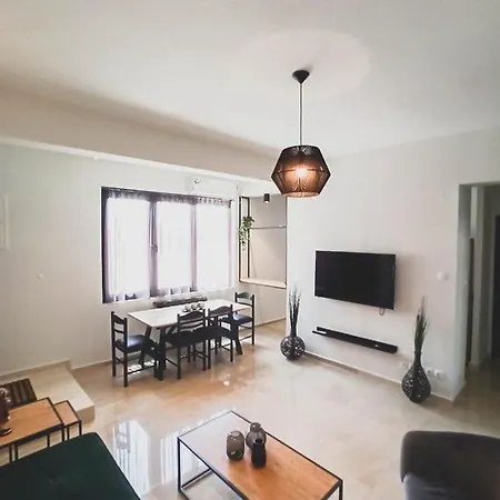 Sunlight - Volos City Center Spacious Modern Apartments Esterno foto